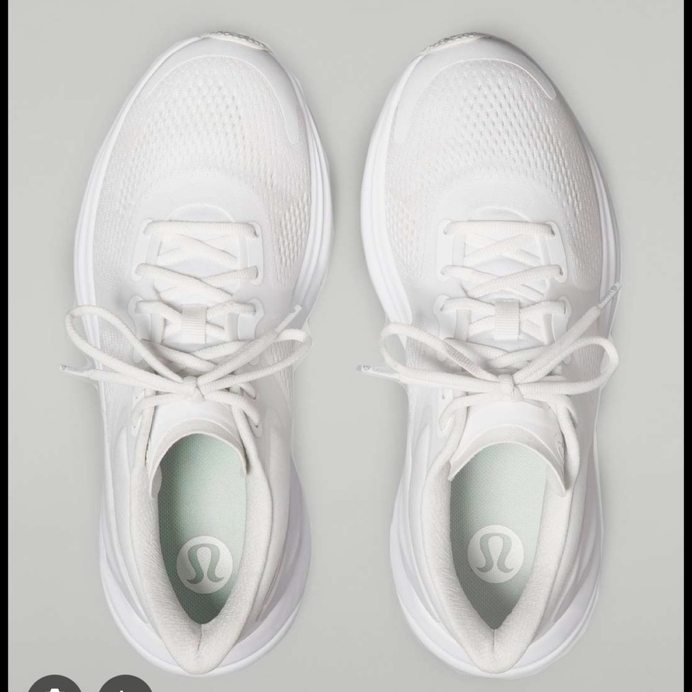 COPY - lululemon Blissfeel Run shoe